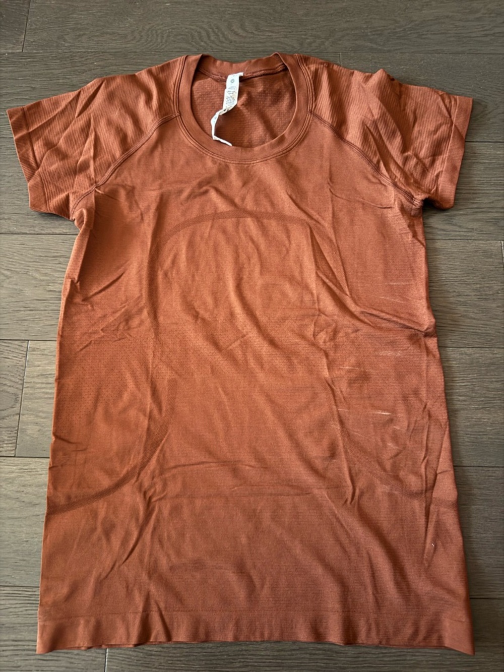 Lululemon Swiftly Tech Short Sleeve Shirt 2.0 Size 8 Dark Terracotta